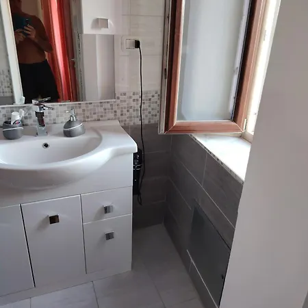 Domus Iolanda Apartman Bosa